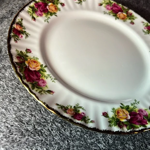 DINNER PLATE OLD COUNTRY ROSES 1962 ROYAL ALBERT BONE CHINA ENGLAND VINTAGE - Picture 4 of 10